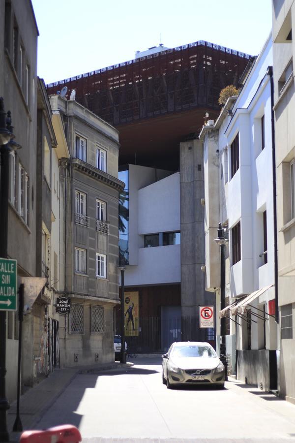 Uh Aparthotel Lastarria Santiago Kültér fotó