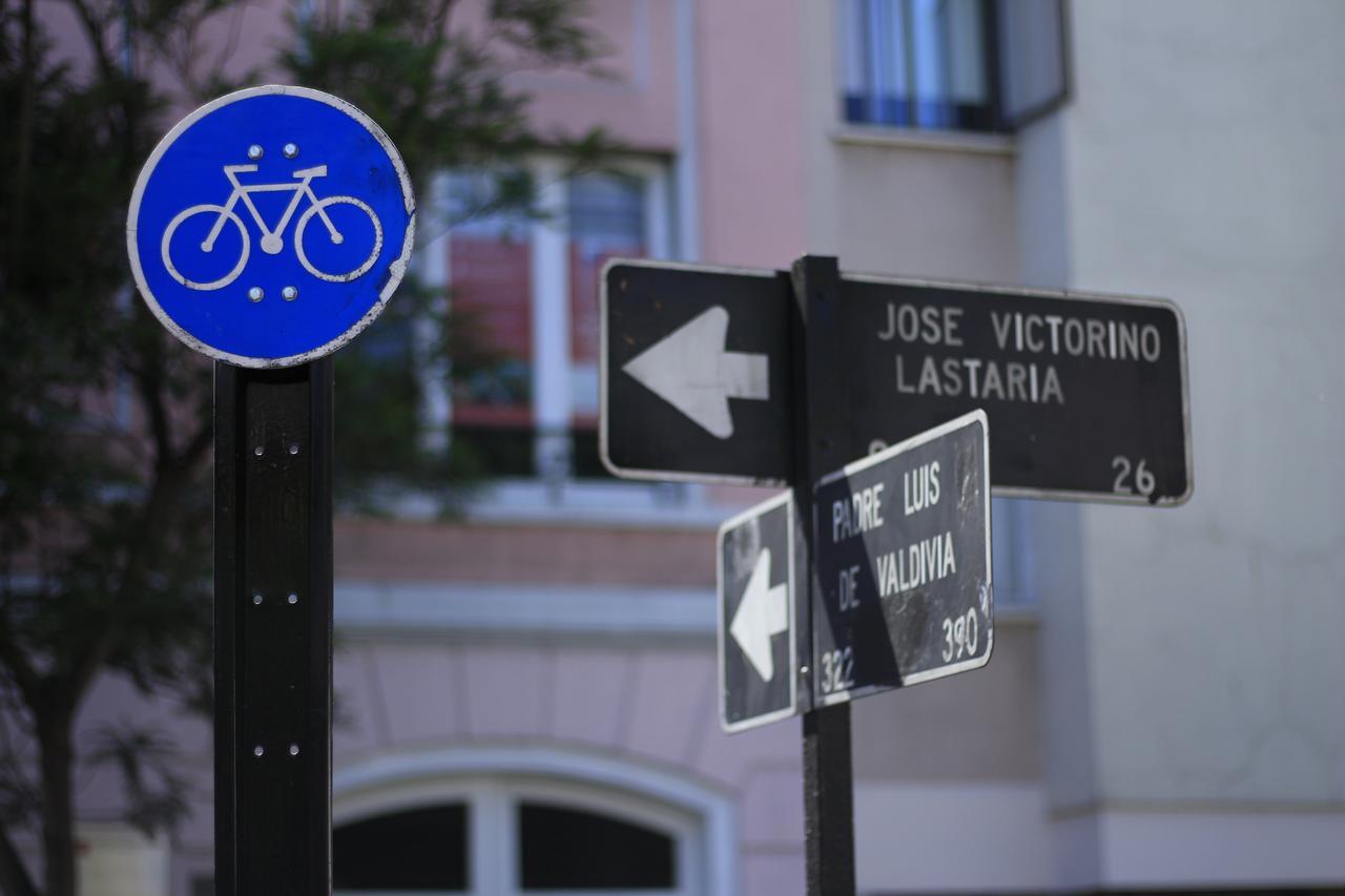Uh Aparthotel Lastarria Santiago Kültér fotó